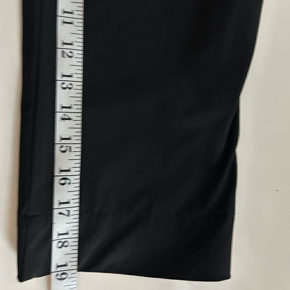 Daily Sports Black Miracle Capri Pants Size 4 - Picture 14 of 15